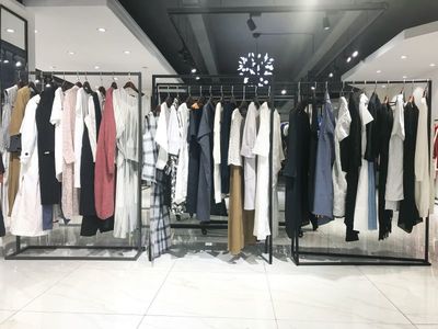 瑪塞莉連衣裙 廣州白馬服裝批發(fā)市場的精品女裝折扣首選